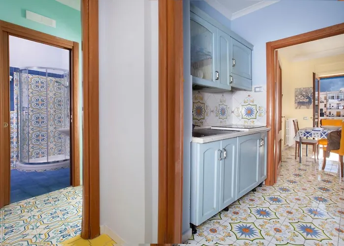 Clio Nyaraló Sorrento